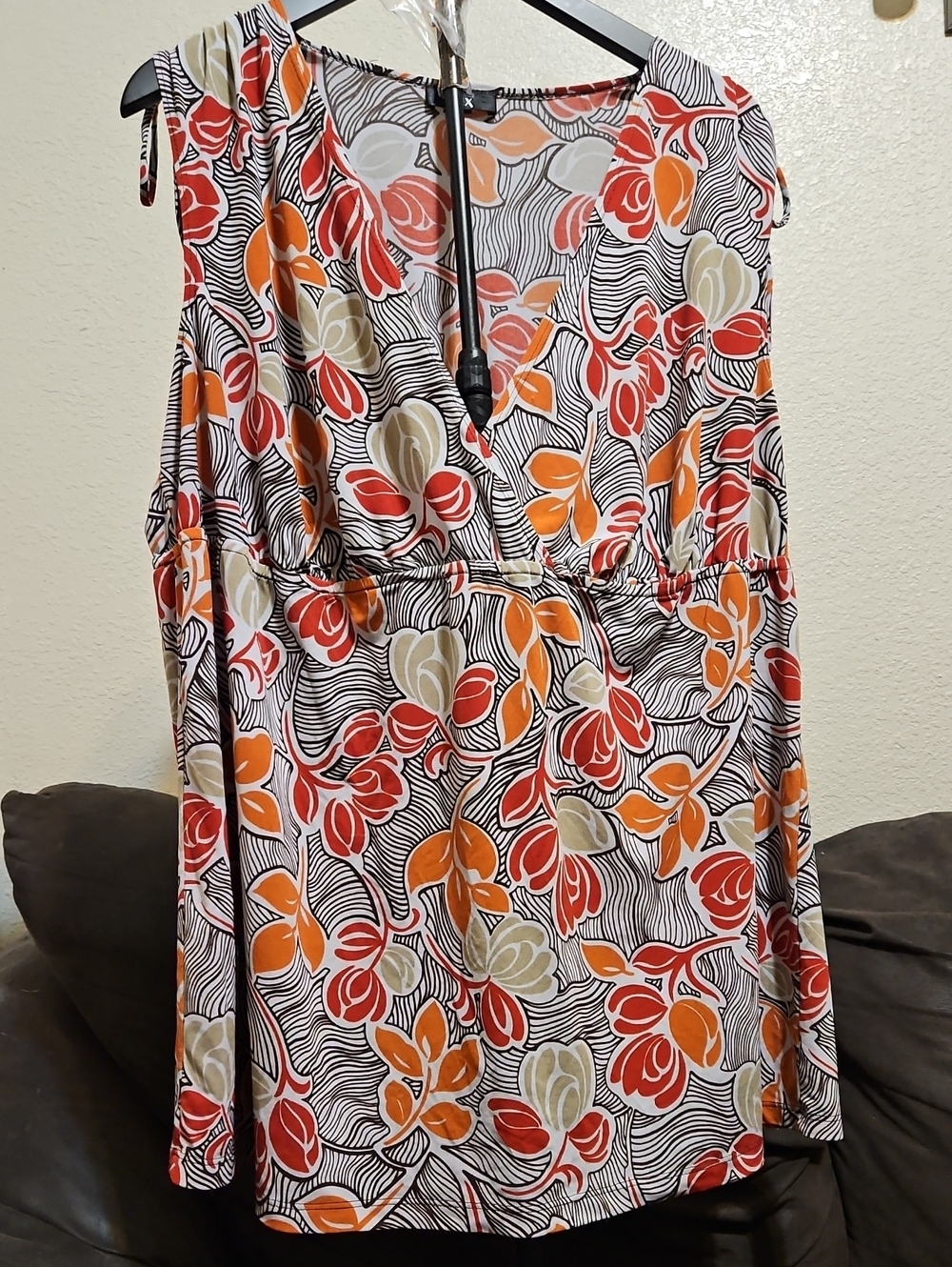 BCX Sleeveless Floral-Print Blouse in Red, Orange & Cream